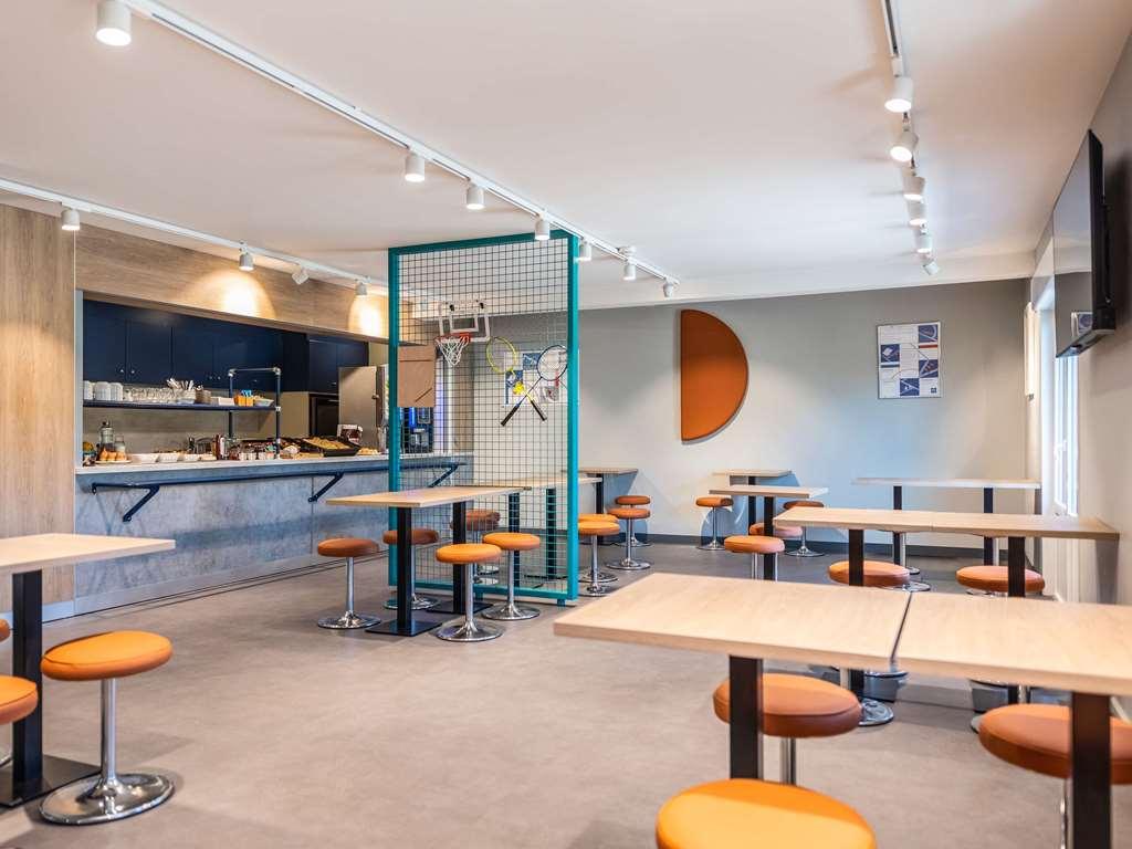 Ibis Budget Villefranche Limas Restaurant foto